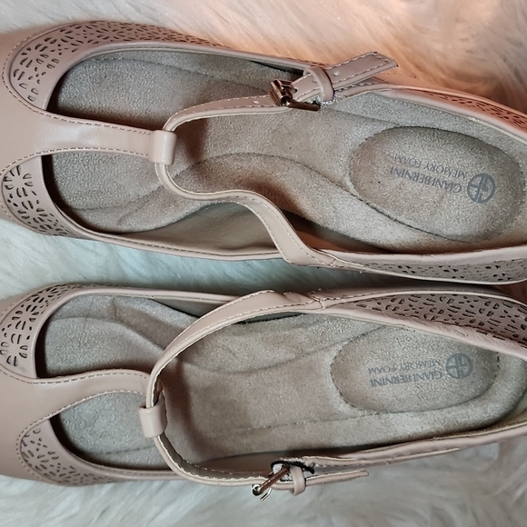 Giani Bernini Vienza2 Mary Jane Pumps - Picture 8 of 13